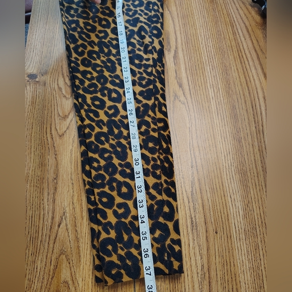Terra & Sky Women's Plus Size Leopard Print Leggings Lightweight sz 0X, Stretch. - Picture 15 of 16